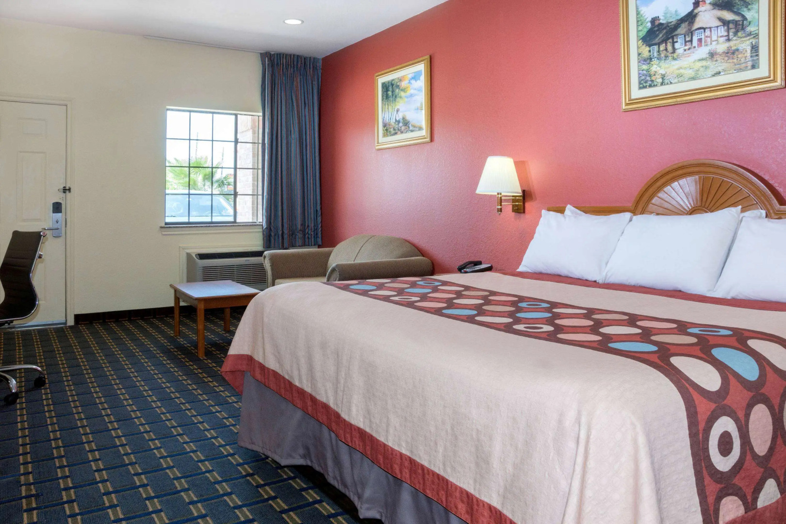 Super 8 by Wyndham Stafford Sugarland Area