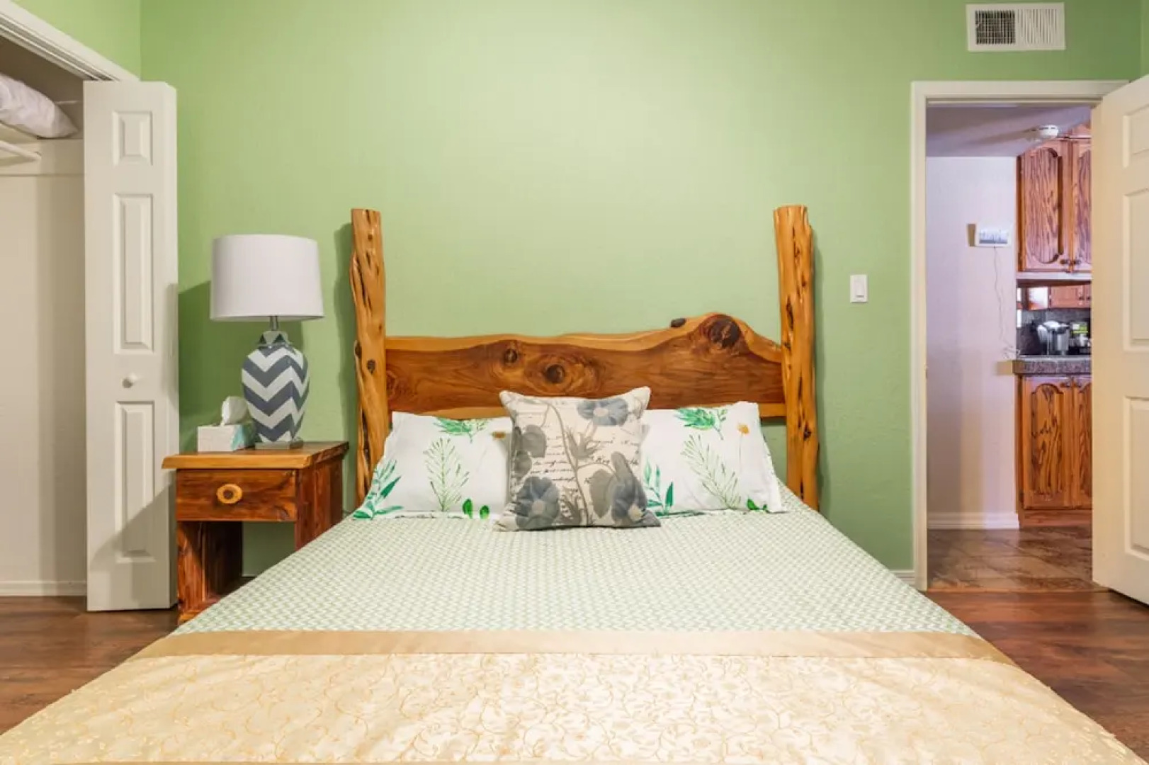 Beautiful Home with Red Rock View