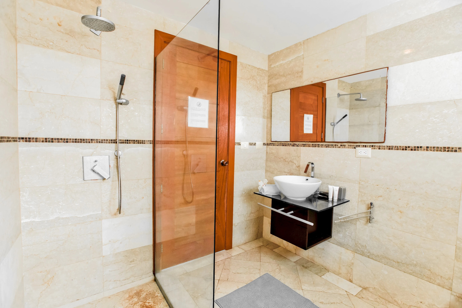 Ocean View Apartment with 3 BDR at Bávaro Beach