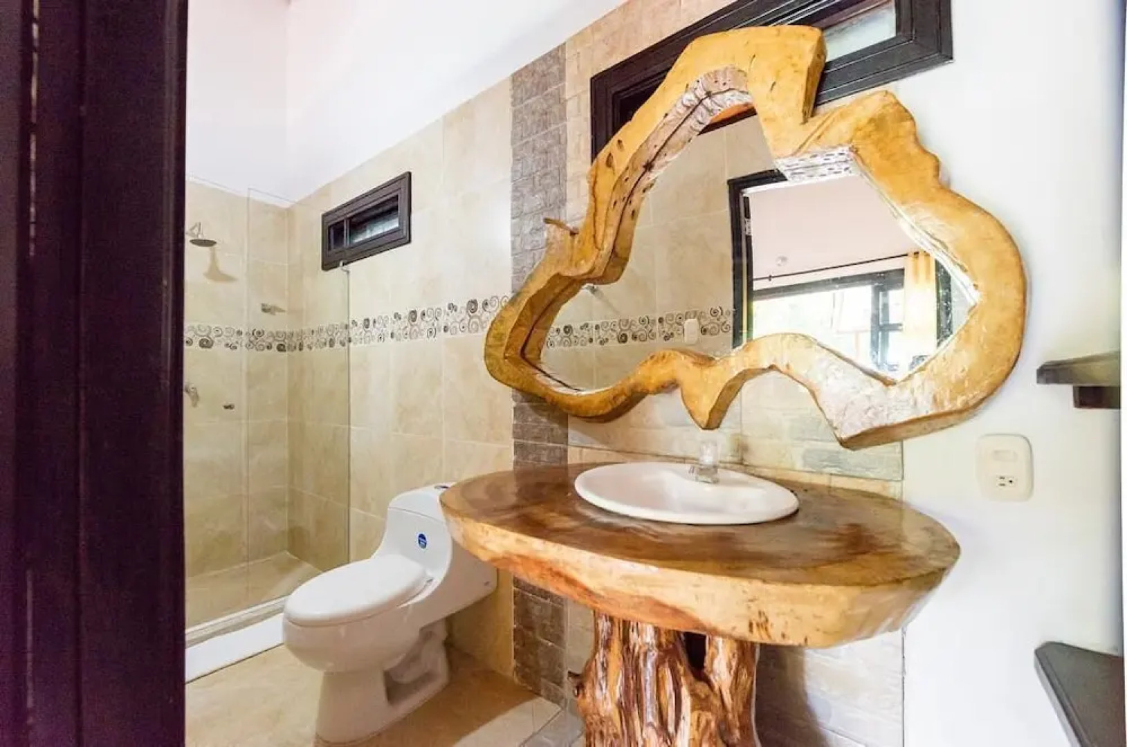 Casa Hostal Antawara