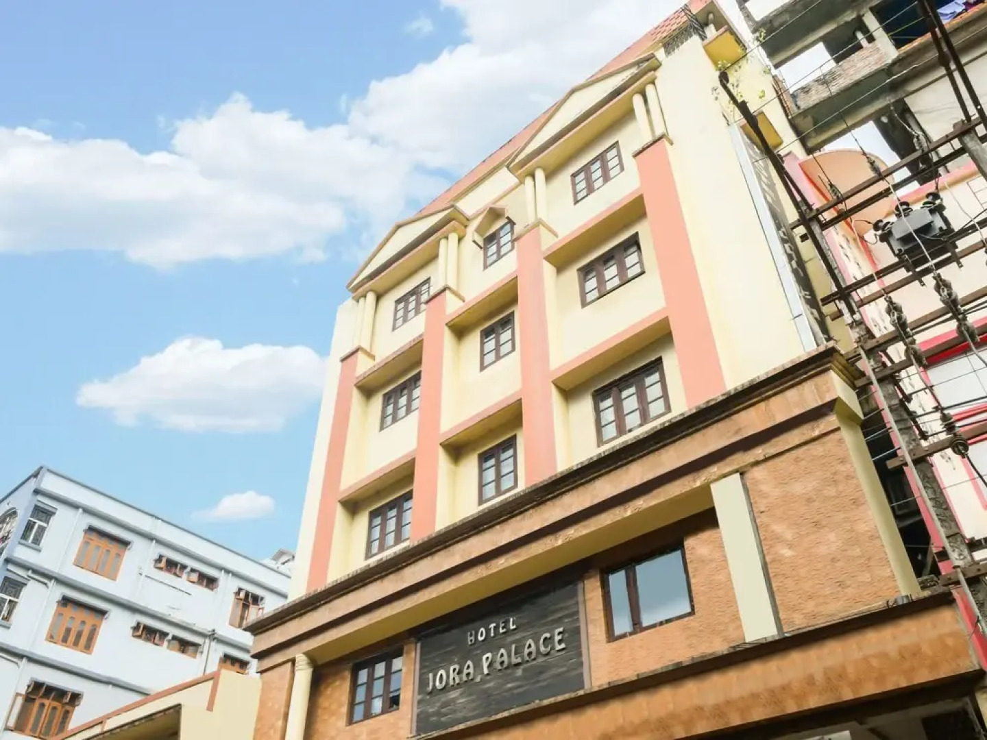 OYO 29301 Hotel Jora Palace