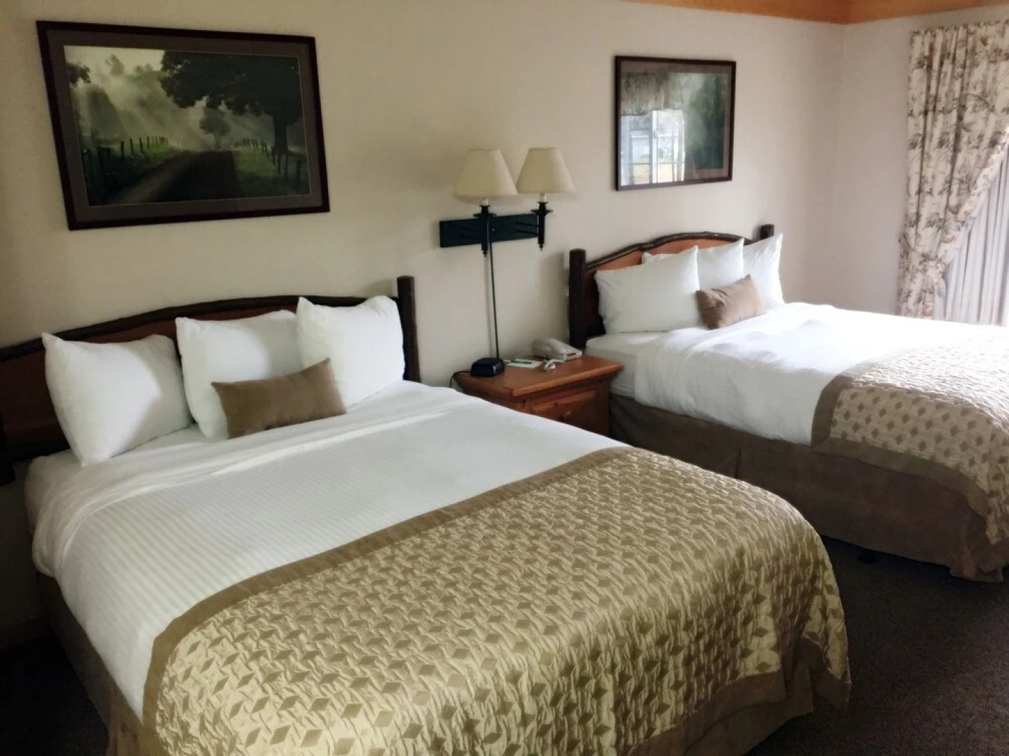 Flat Creek Inn And Suites