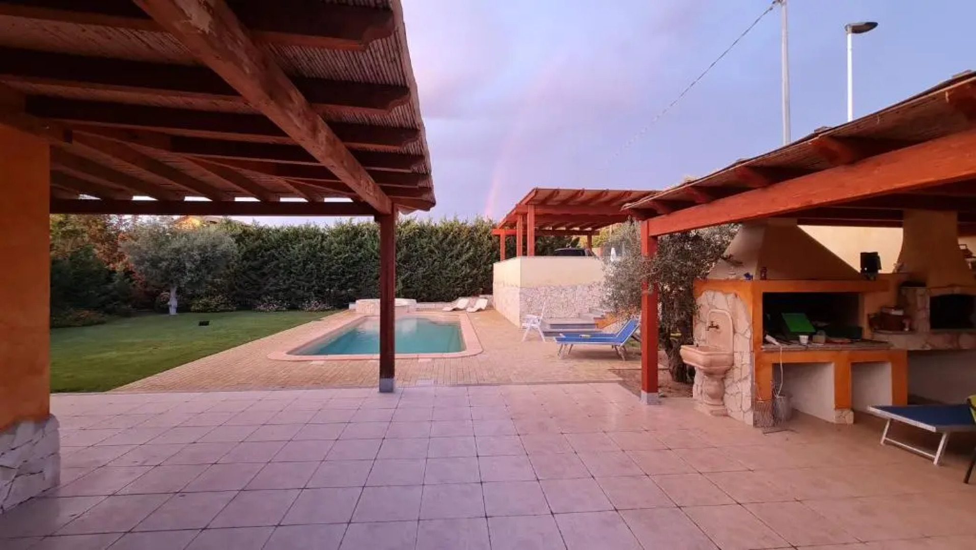 Villa Vivi. Piscina, idro, giardino e condizionatore