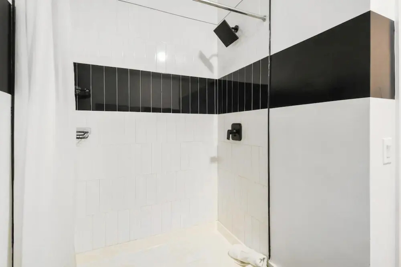 Luxury Studio 30 Mins to Manhattan Evonify