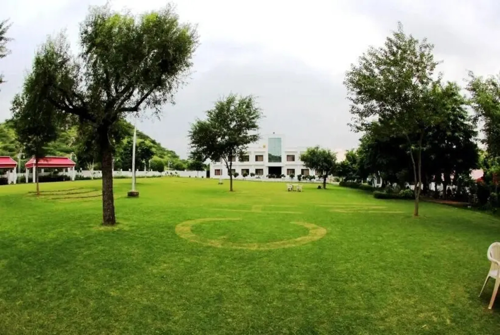 Chandni Midway Resort