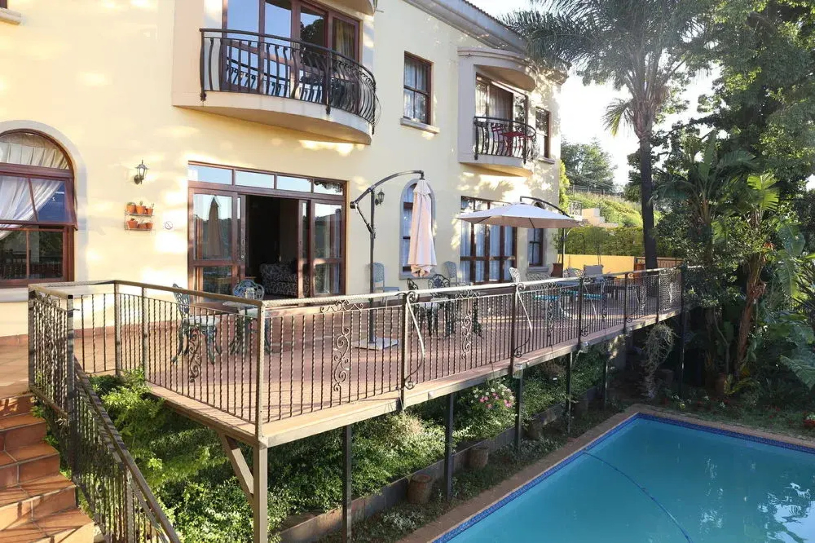 Ambonnay Terrace Guest House