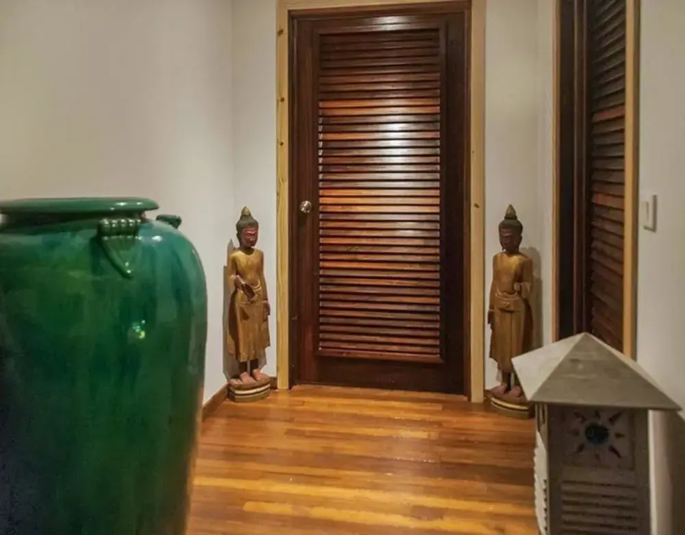 1 Bedroom Condo 04418452 by HomeRez