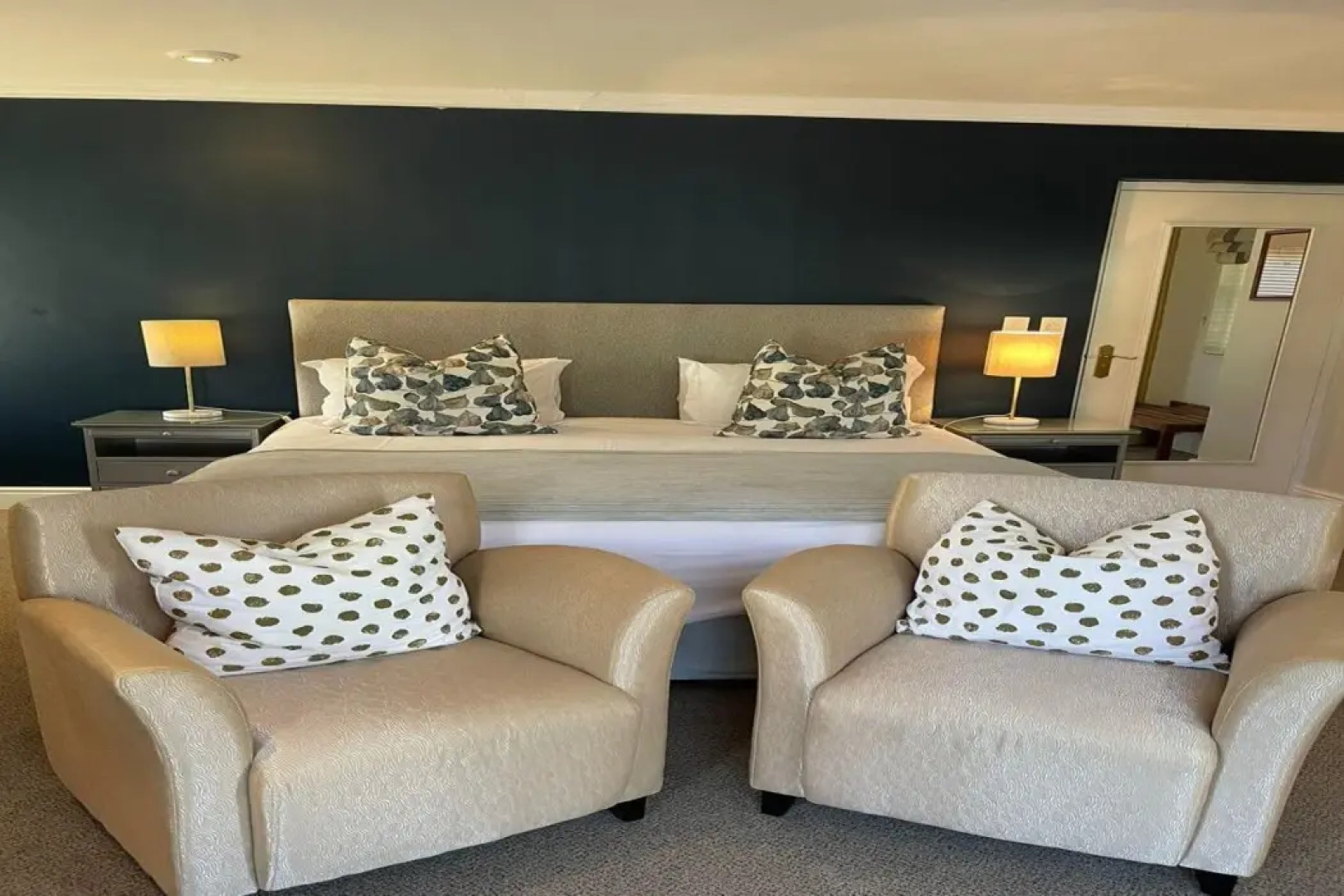 Plumwood Boutique Hotel