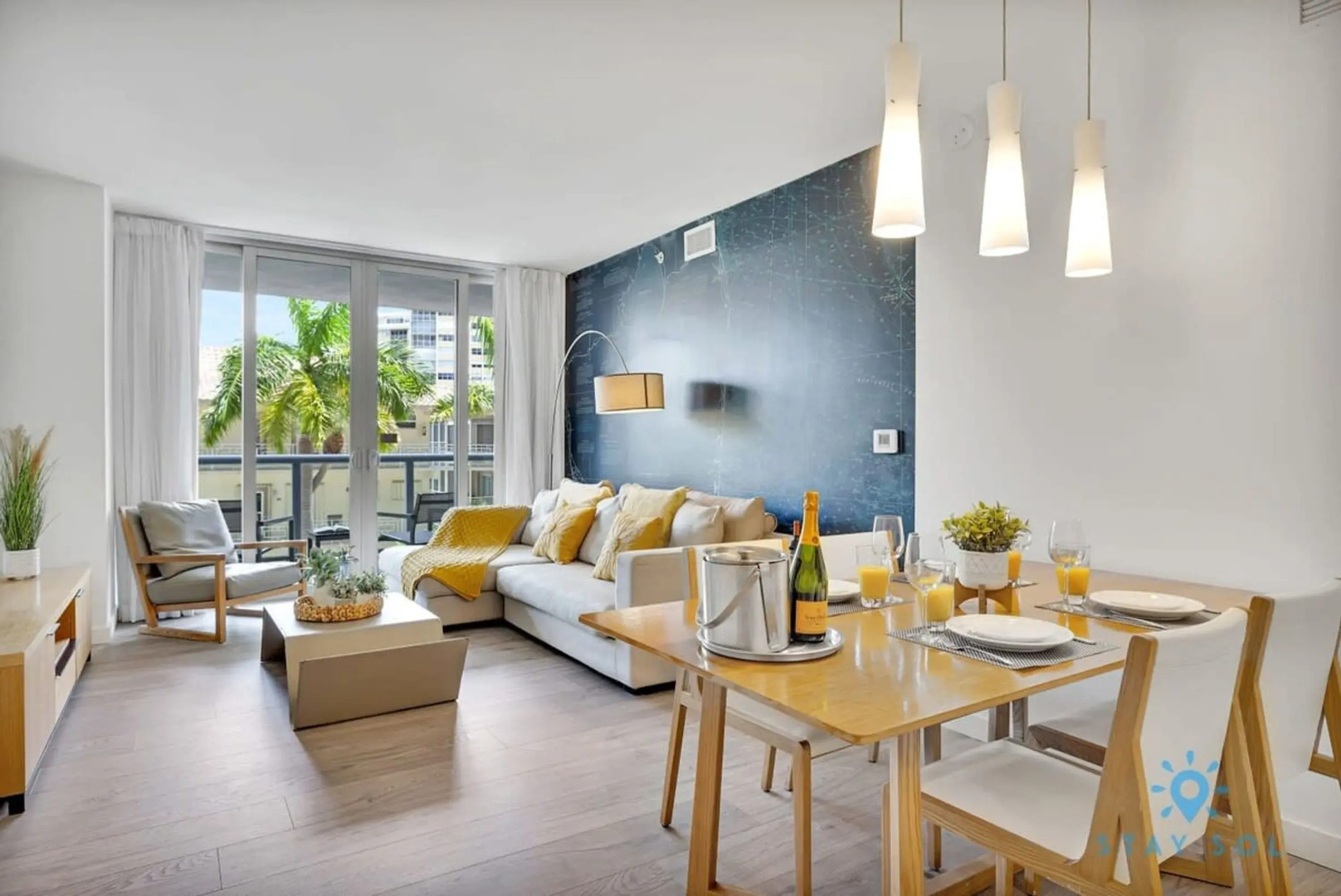 Modern Resort w Balcony Near Beach Pool