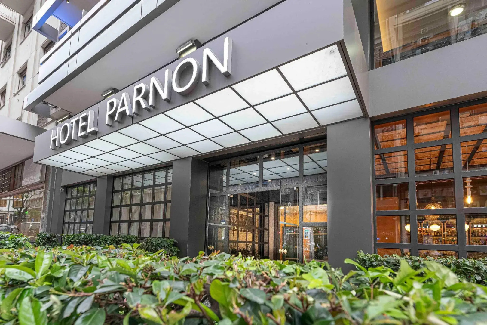 Parnon Hotel
