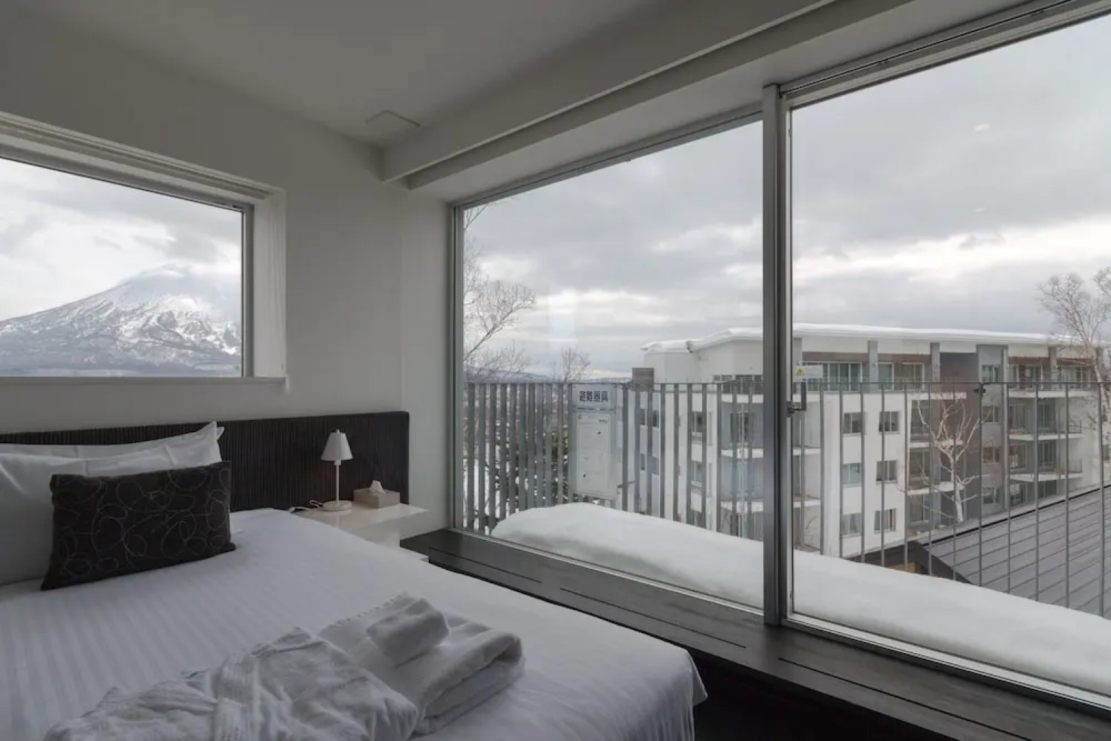 Kira Kira Suites by H2 Life