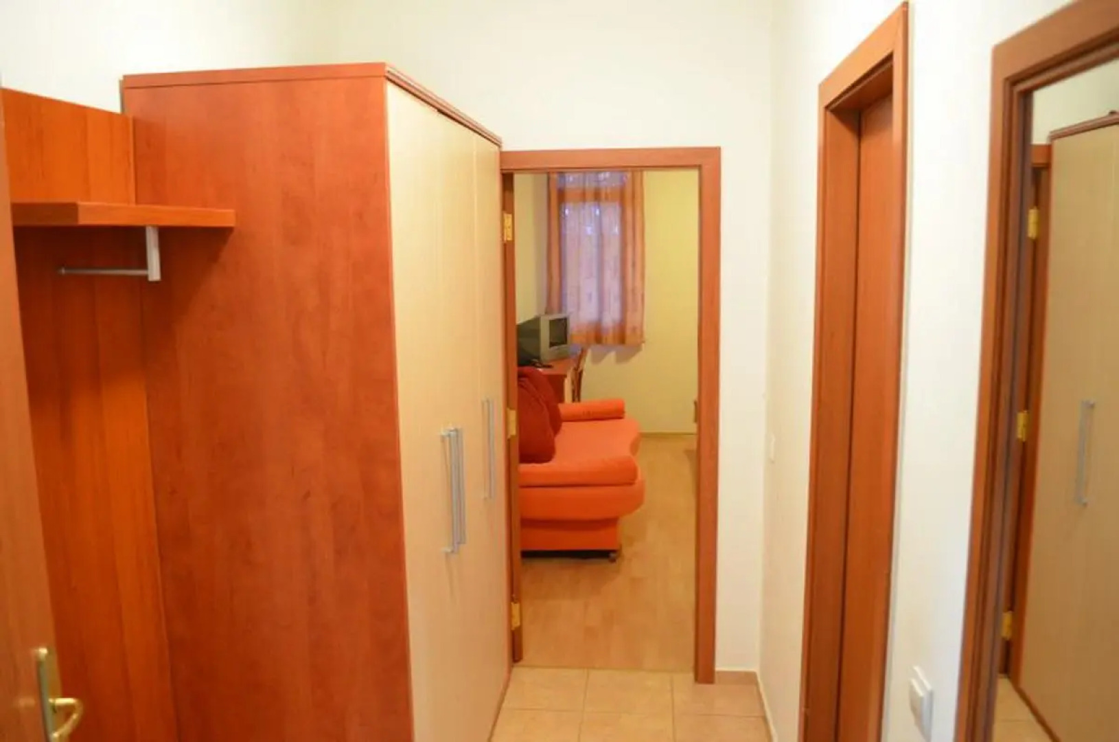 Persey Flora Apartments