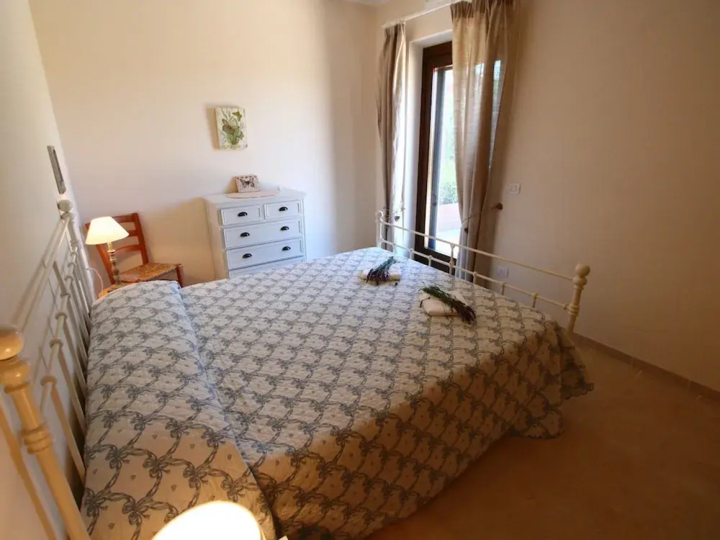 Enticing Farmhouse in Montalto di Castro near Sea