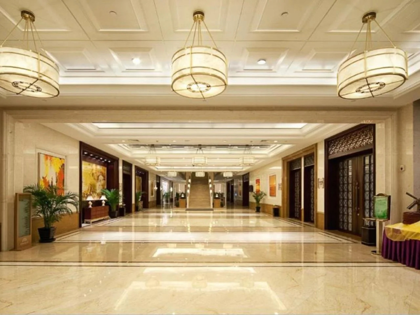 Yancheng Shuicheng Hotel