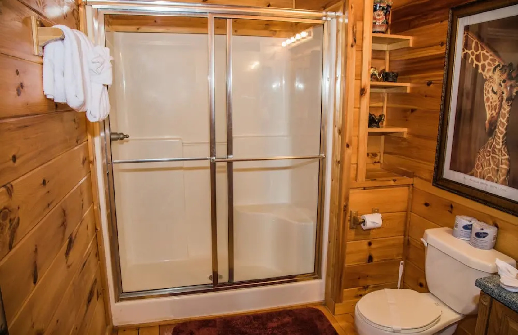 Wolfsong Lodge 5 Bedrooms 4.5 Bathrooms Cabin