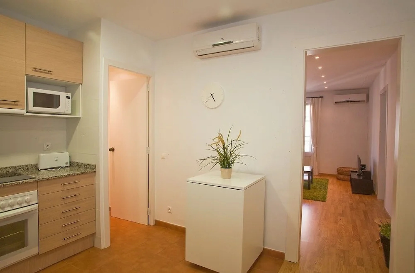 Central Apartment with Terrace