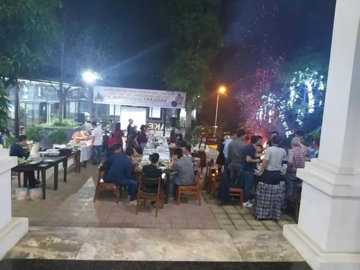 Lakeside Dailai Hotel