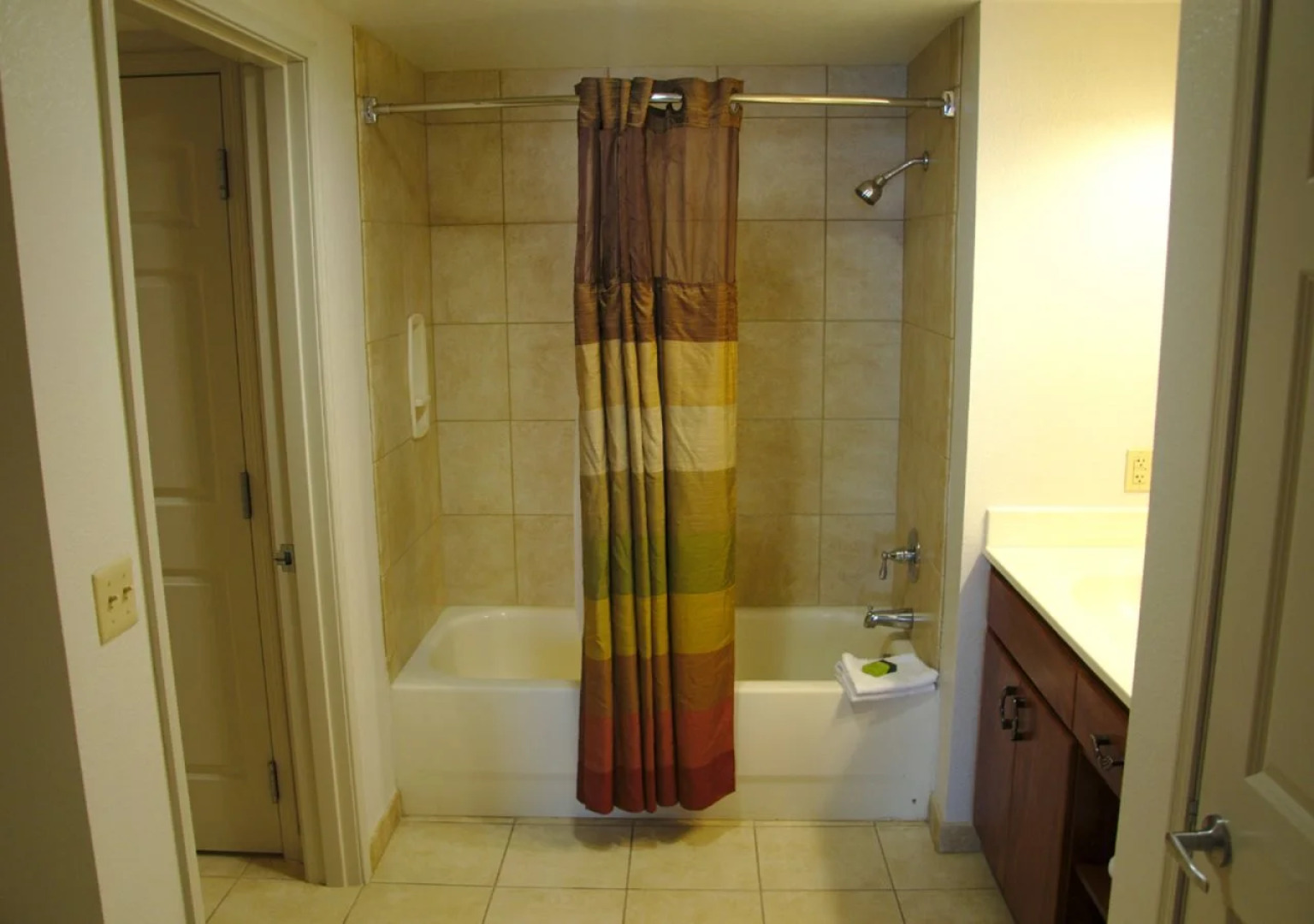 Club 36 Resort by ResortShare