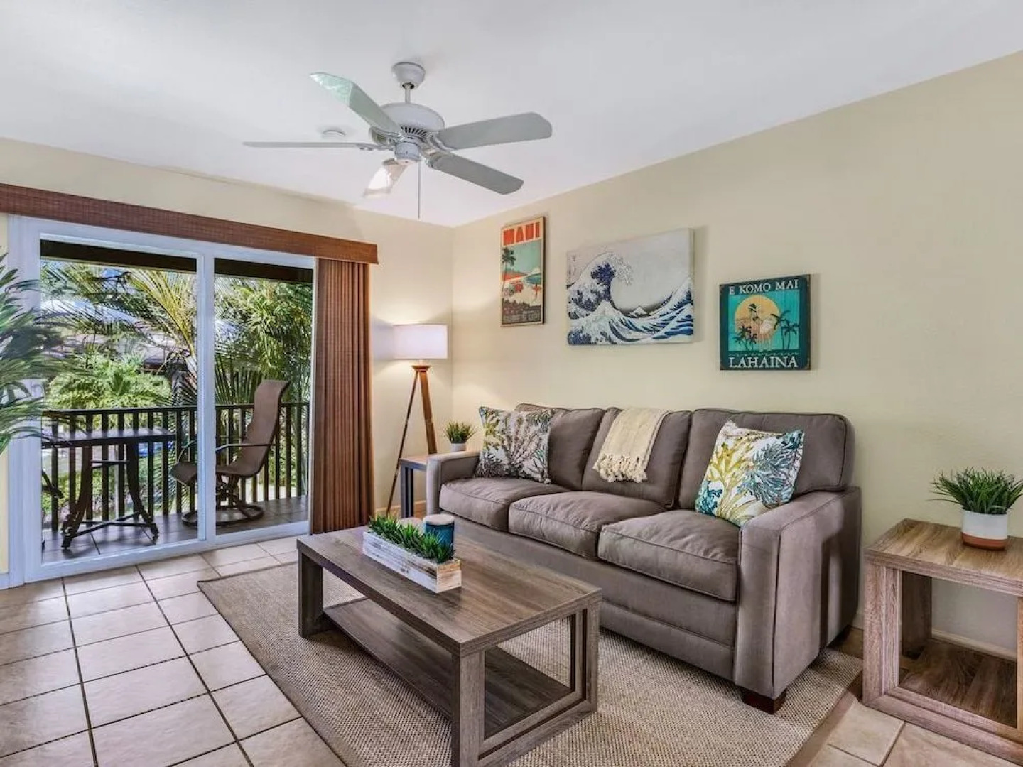Lahaina Luxury Beach Condos