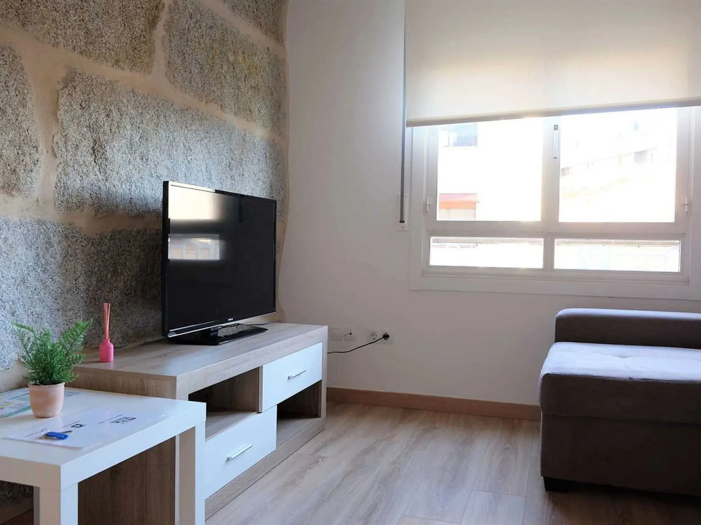 Welcoming Apartment in Ourense near Parque de San Lázaro