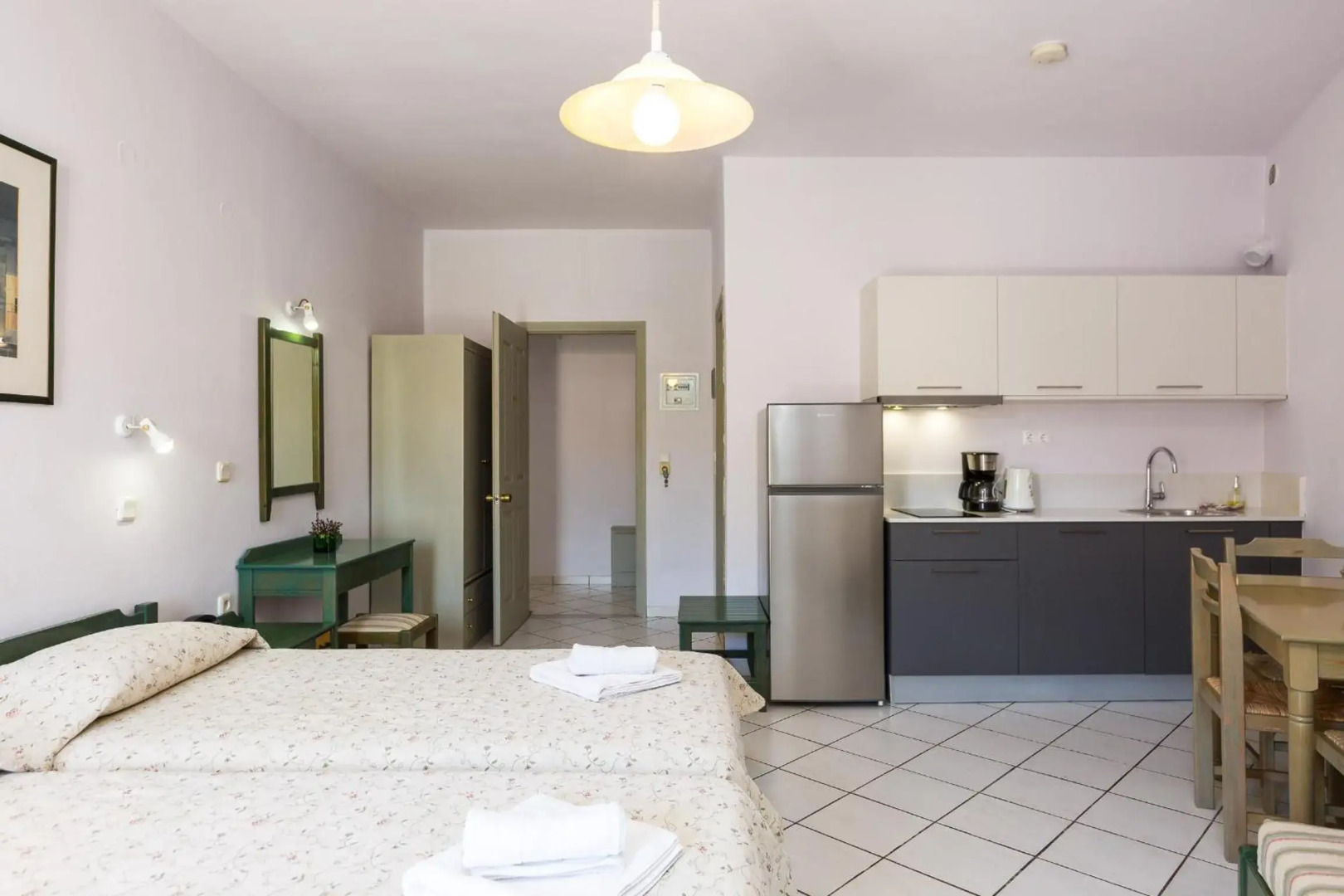 Philoxenia Apartments