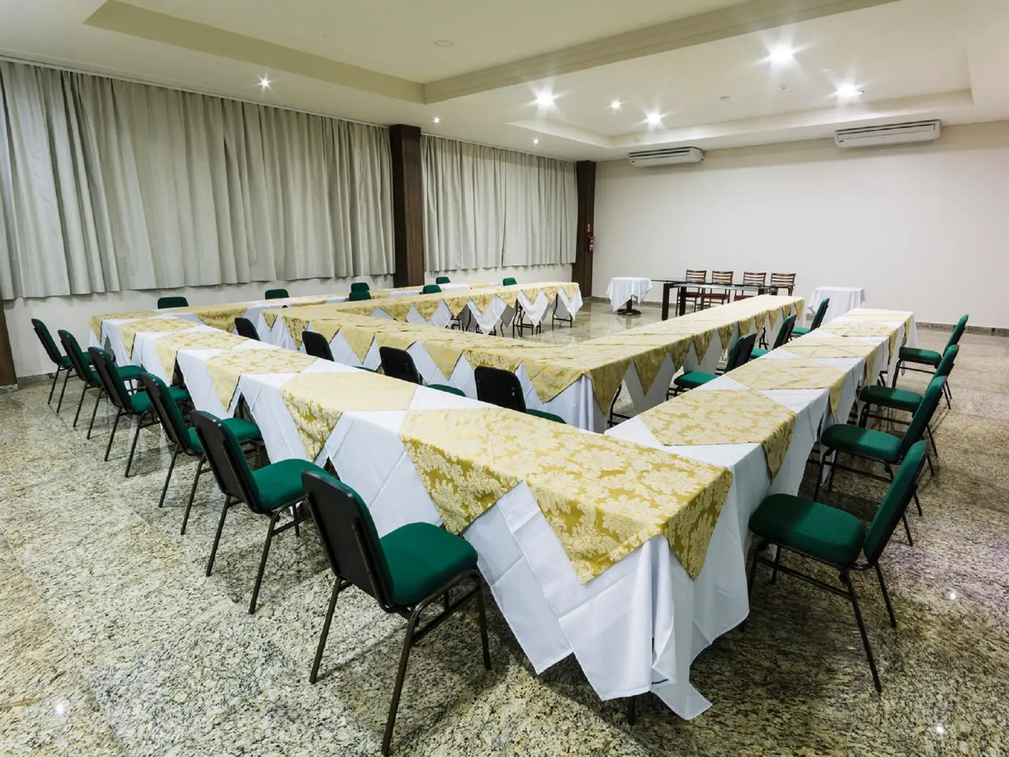 Hotel Golden Park Sorocaba & Convenções - by Nacional Inn