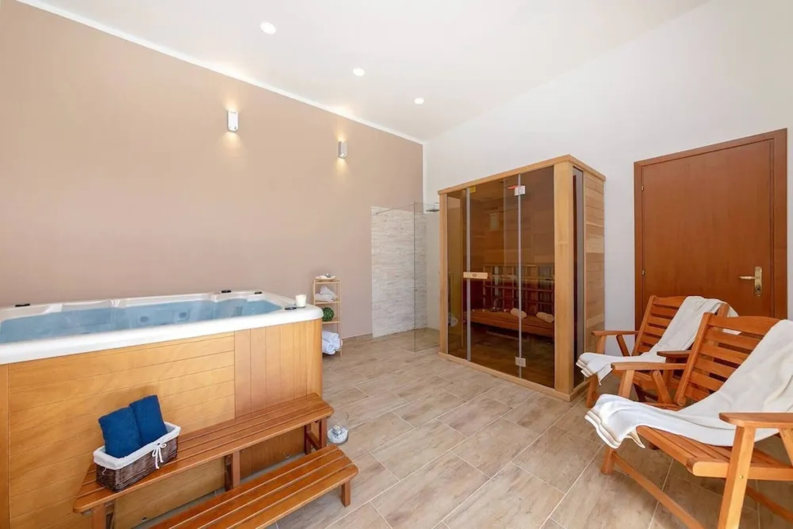 Charming 6-bed Villa in Vižinada