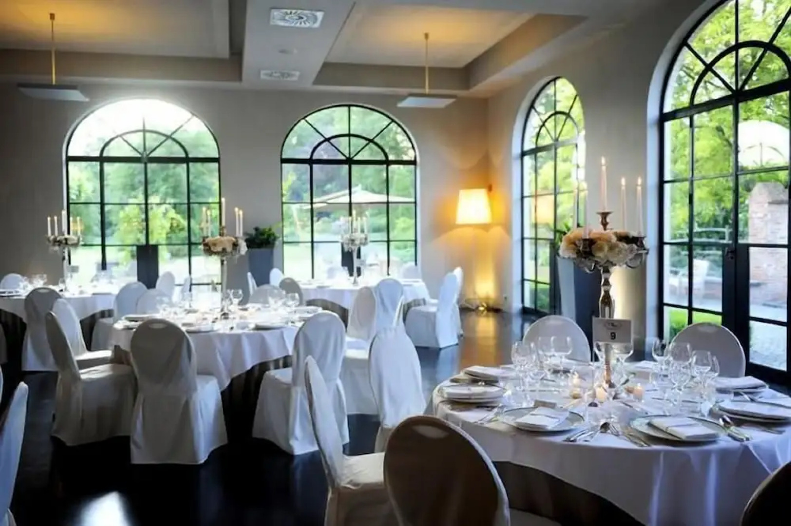 De Barrier - Different Hotels