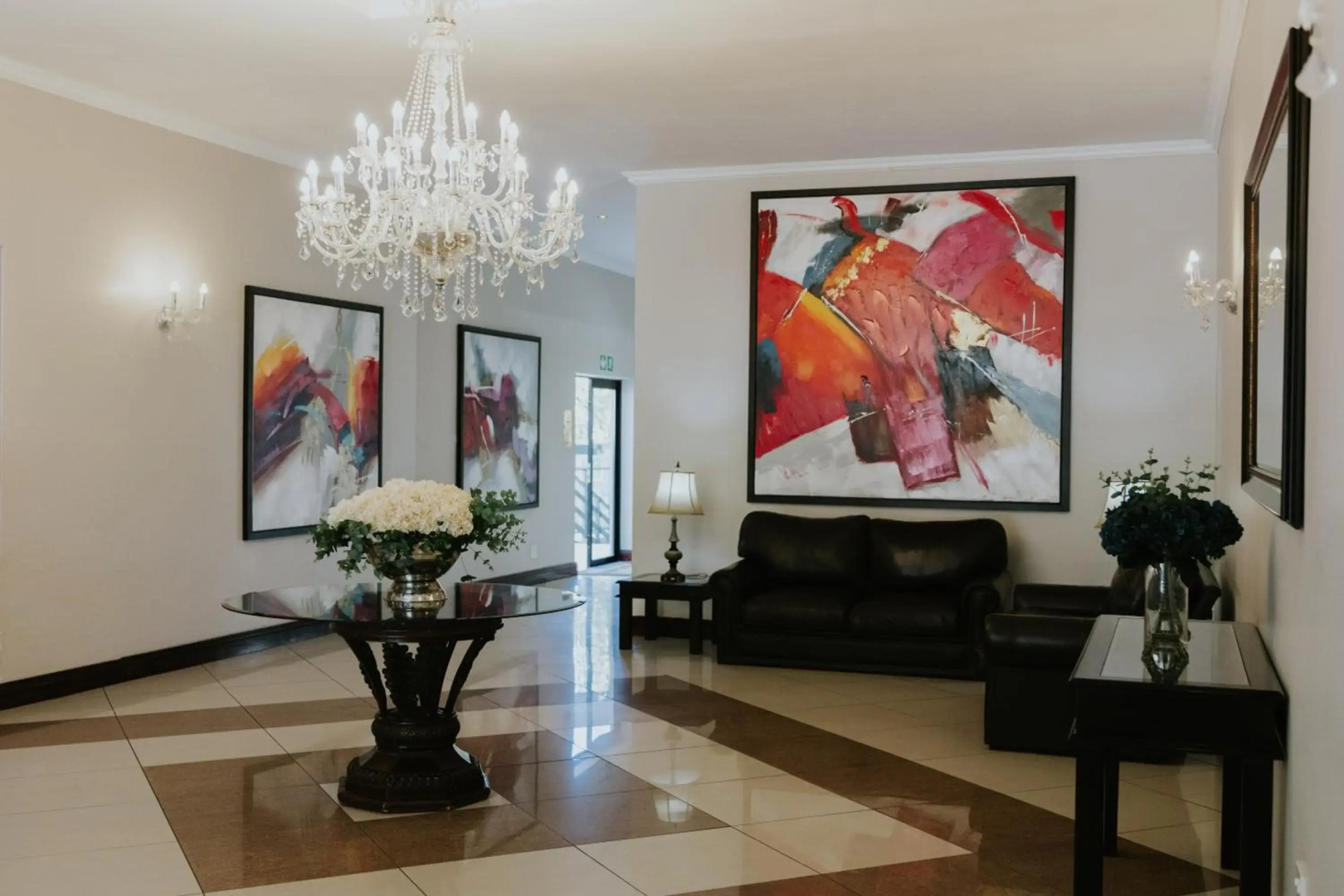 Le Grand Chateau Hotel