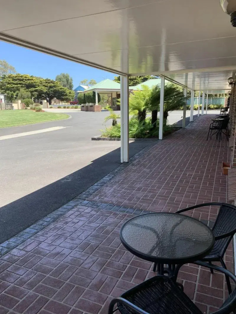 Arthur Phillip Motor Inn