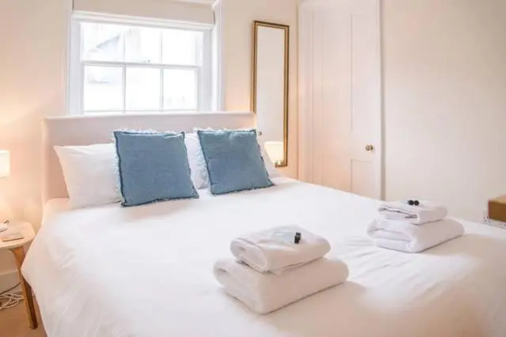 Serendipity, an apartment on the high street!