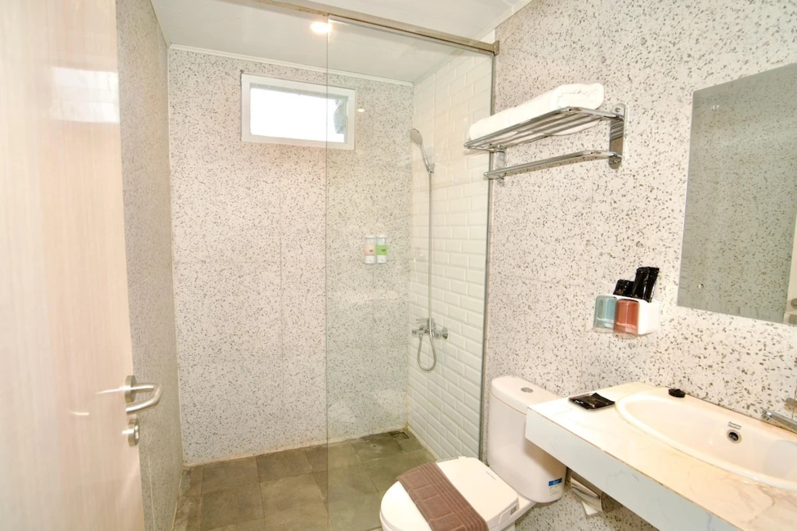Gulala Azana Hotel & Resort Guci Tegal