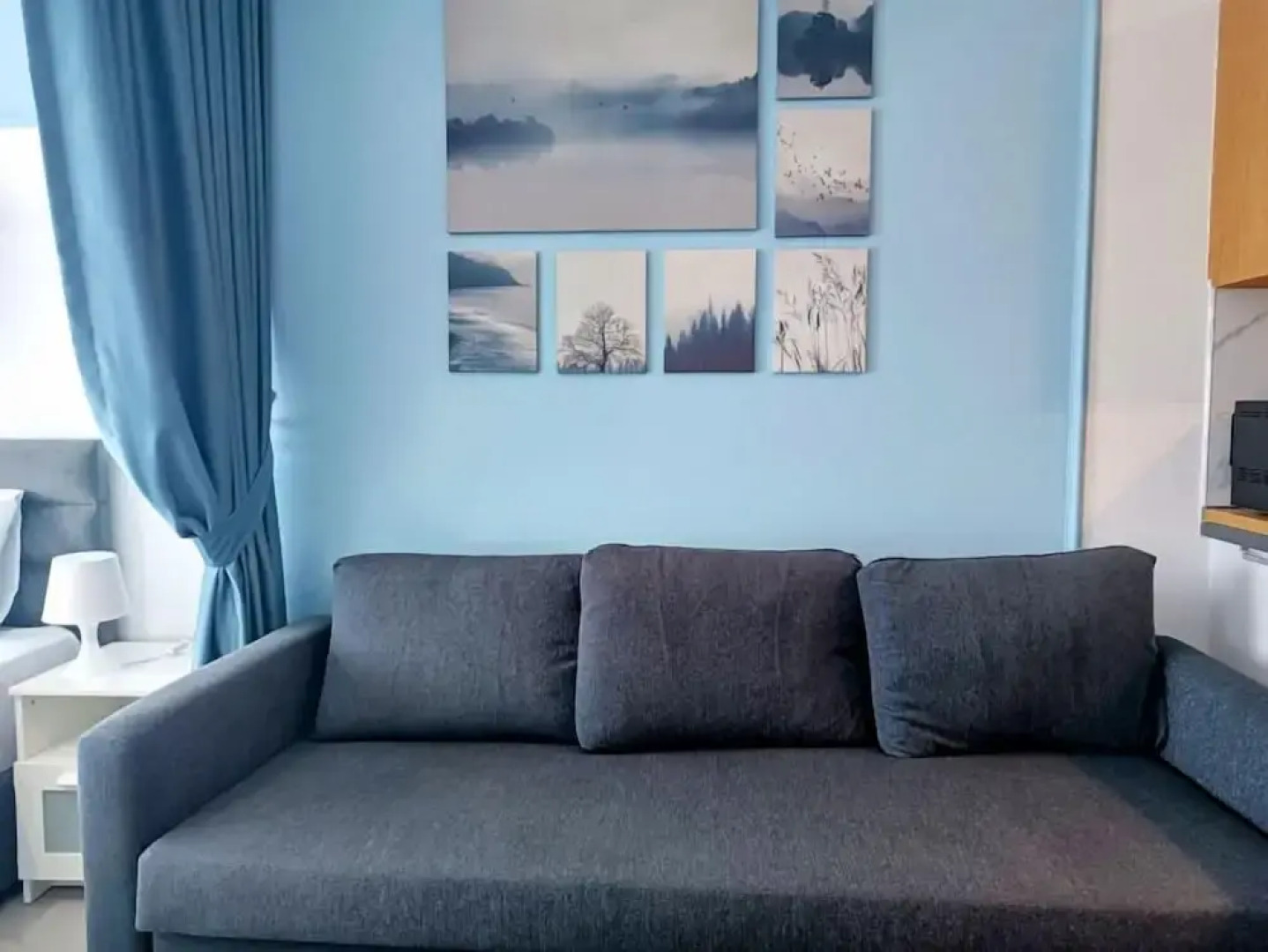 Azure Seaview Studio in Caesar Blue