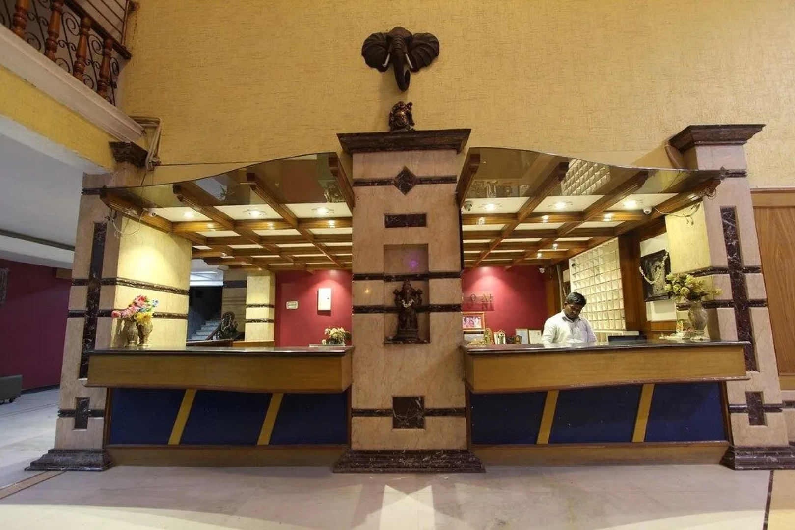 Oyo 35457 Hotel Kubera Palace