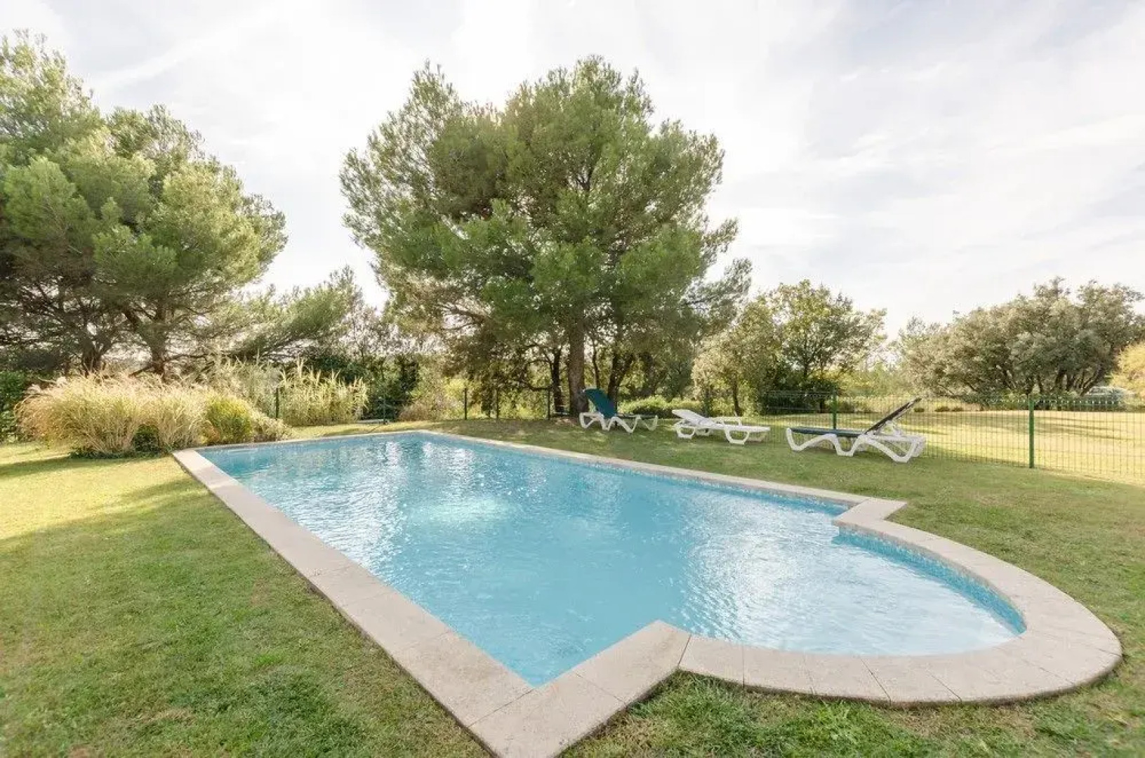 Pierre & Vacances Hotel Du Golf De Pont Royal En Provence