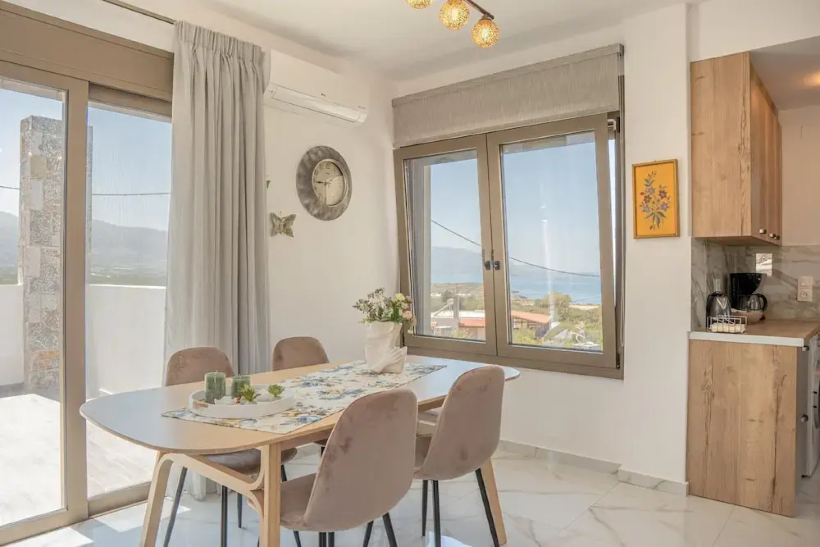 Villa Leandros With Pool & bbq