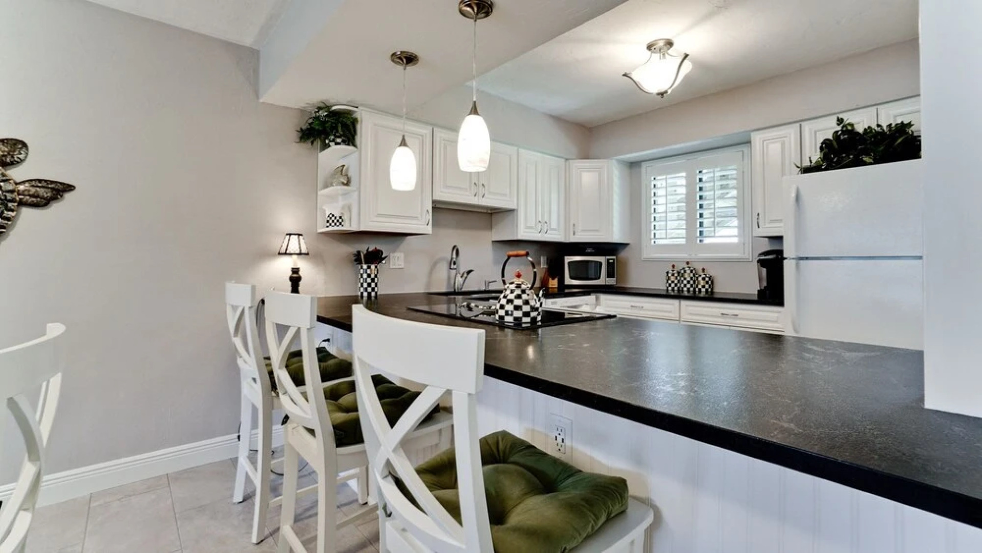 Runaway Bay Resort by BBG