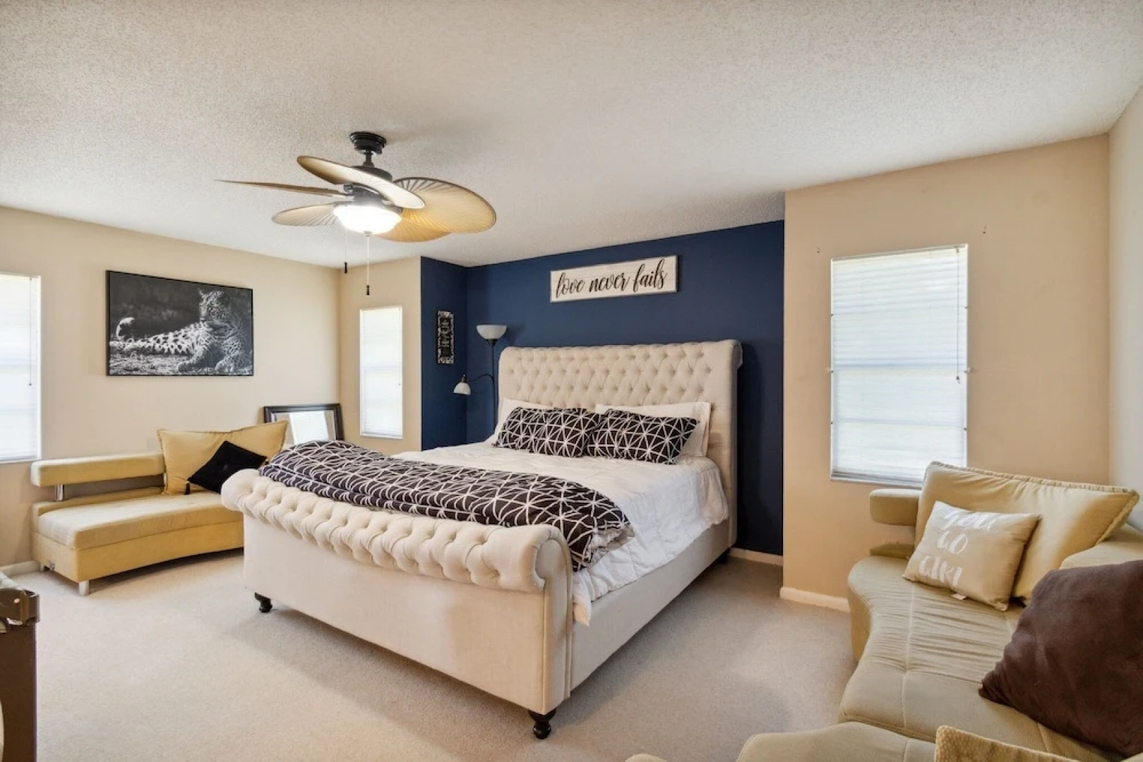 The Lake Home - Beautiful Oasis In The Heart Of Florida! 2 Bedroom Home by RedAwning