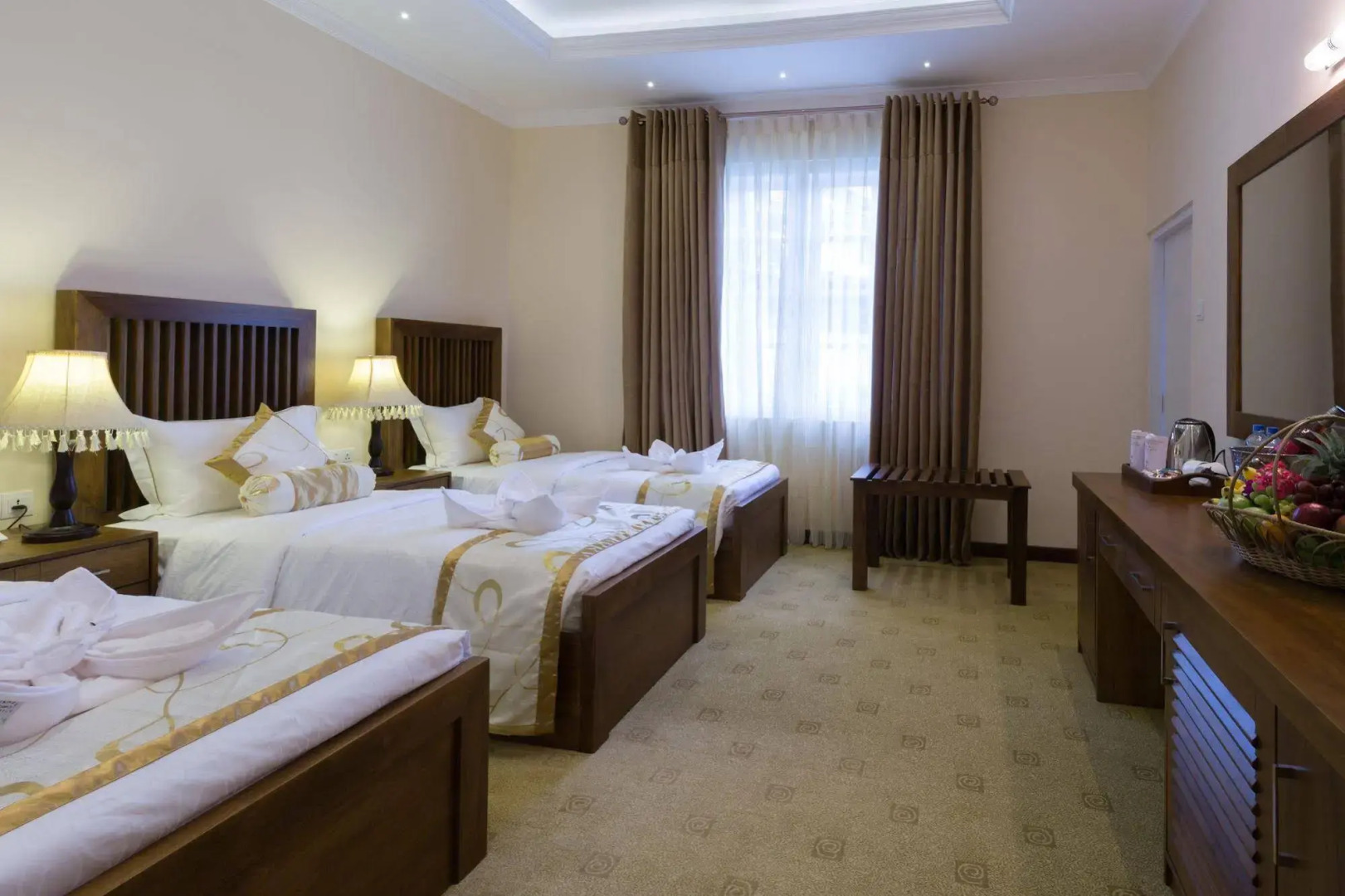 Serene King S Villa