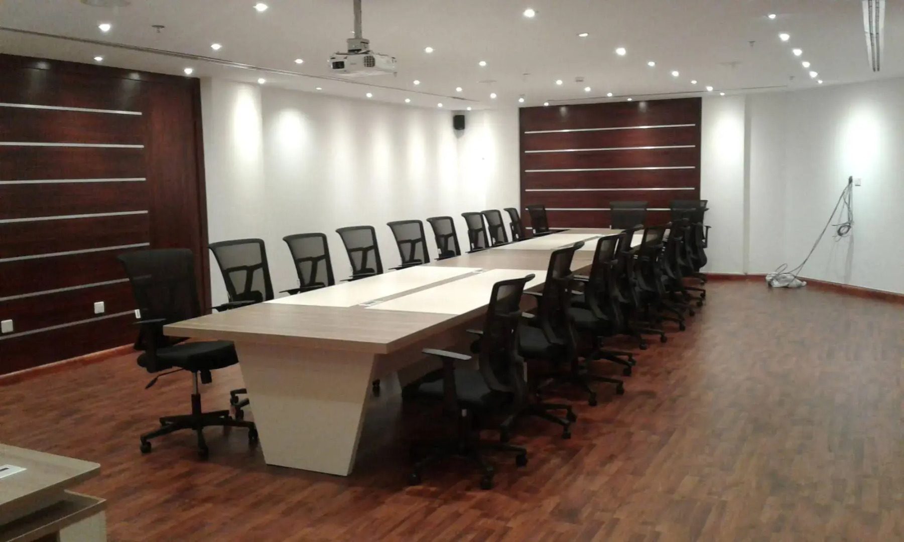 Golden Garden Al Corniche Hotel