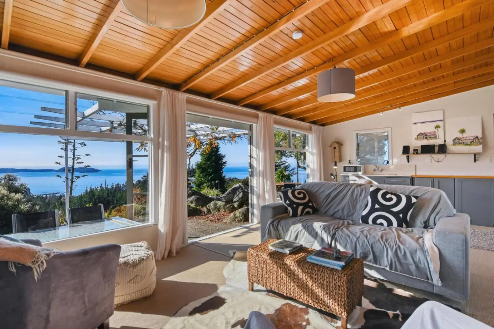 Hilltop Heaven - Kaiteriteri Holiday Home