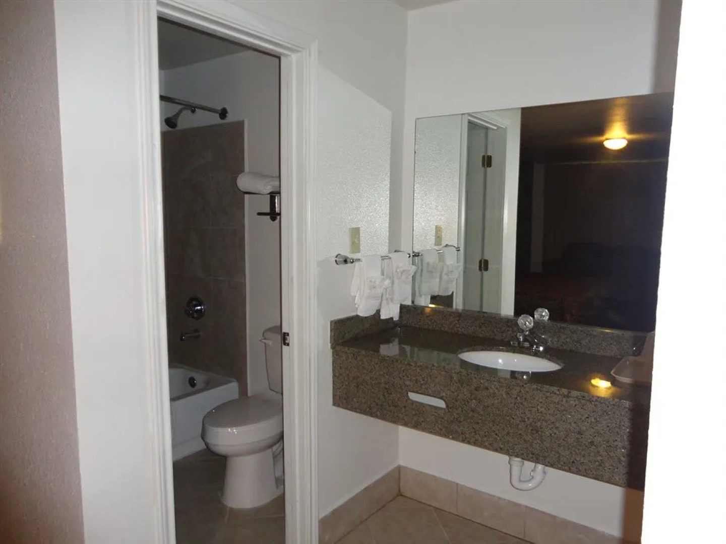 Garden Inn and Suites Silsbee