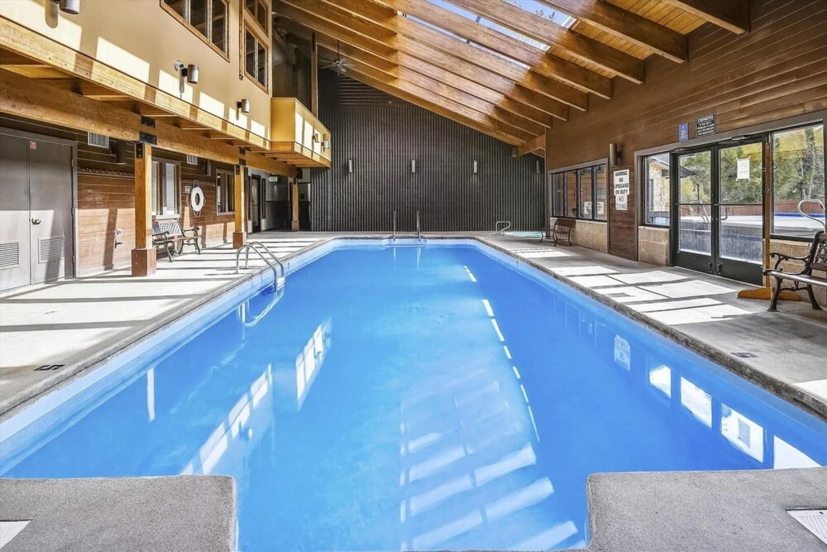 Mountainside  325a 3 Bedroom Condo by RedAwning