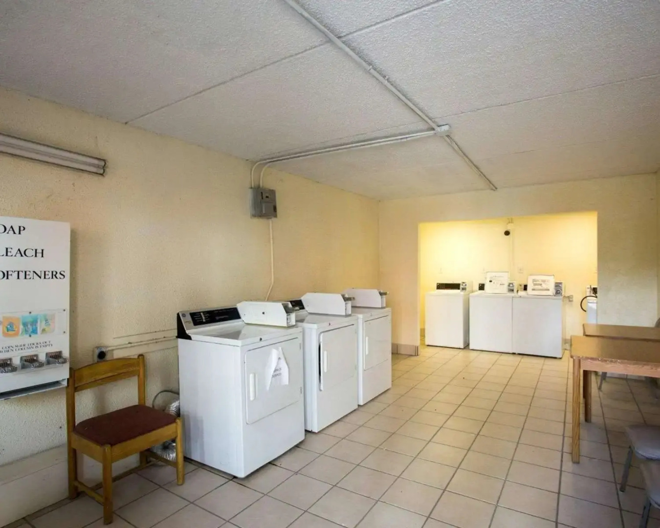 Knights Inn College Station