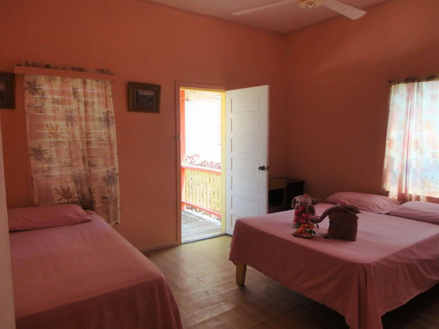 Tropical Paradise Hotel