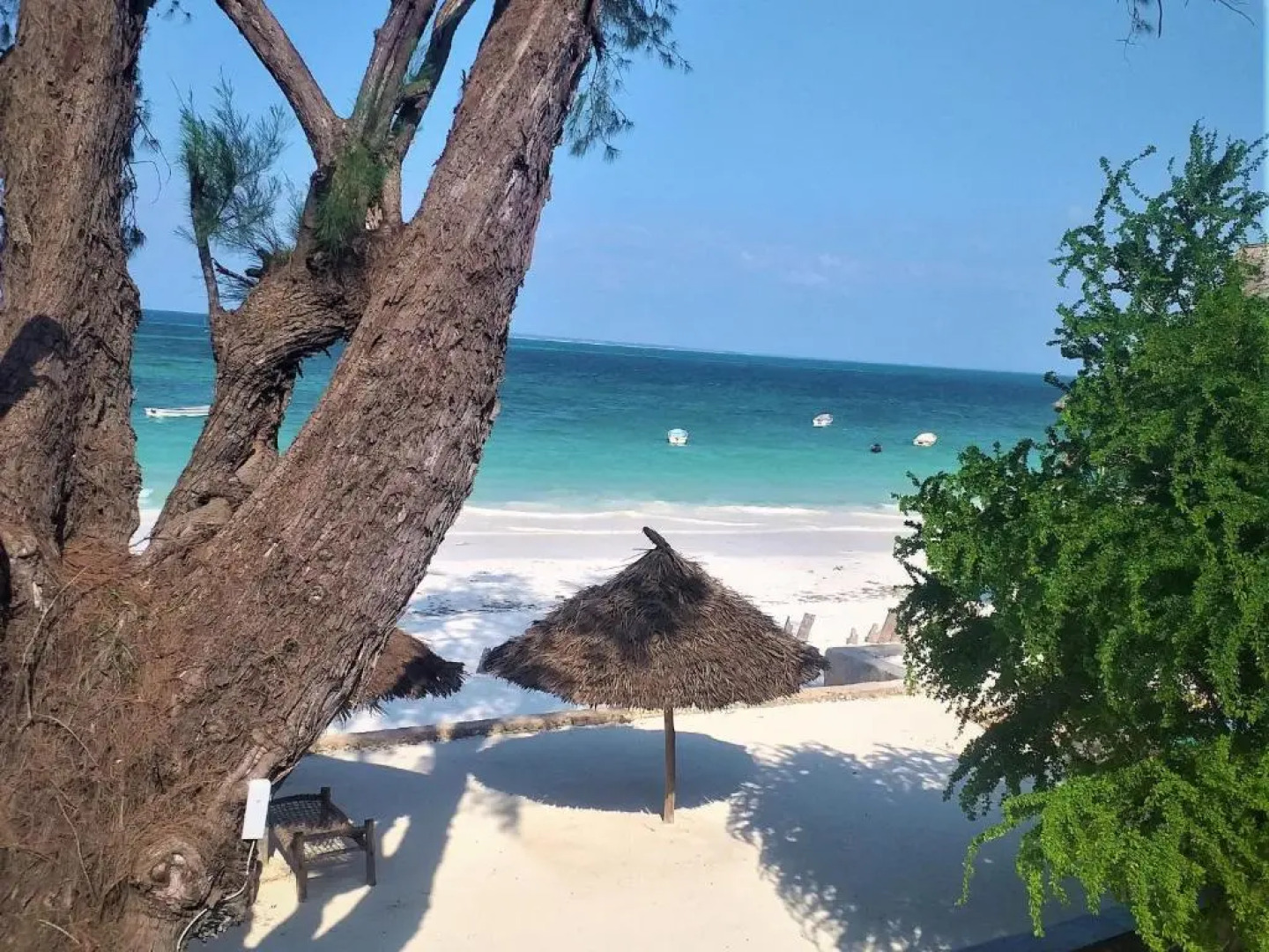 Kaure Sand Beach Lodge