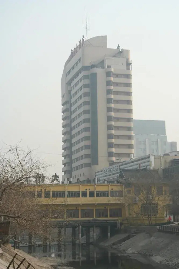Zhengzhou Hualian Guangzhou Hotel
