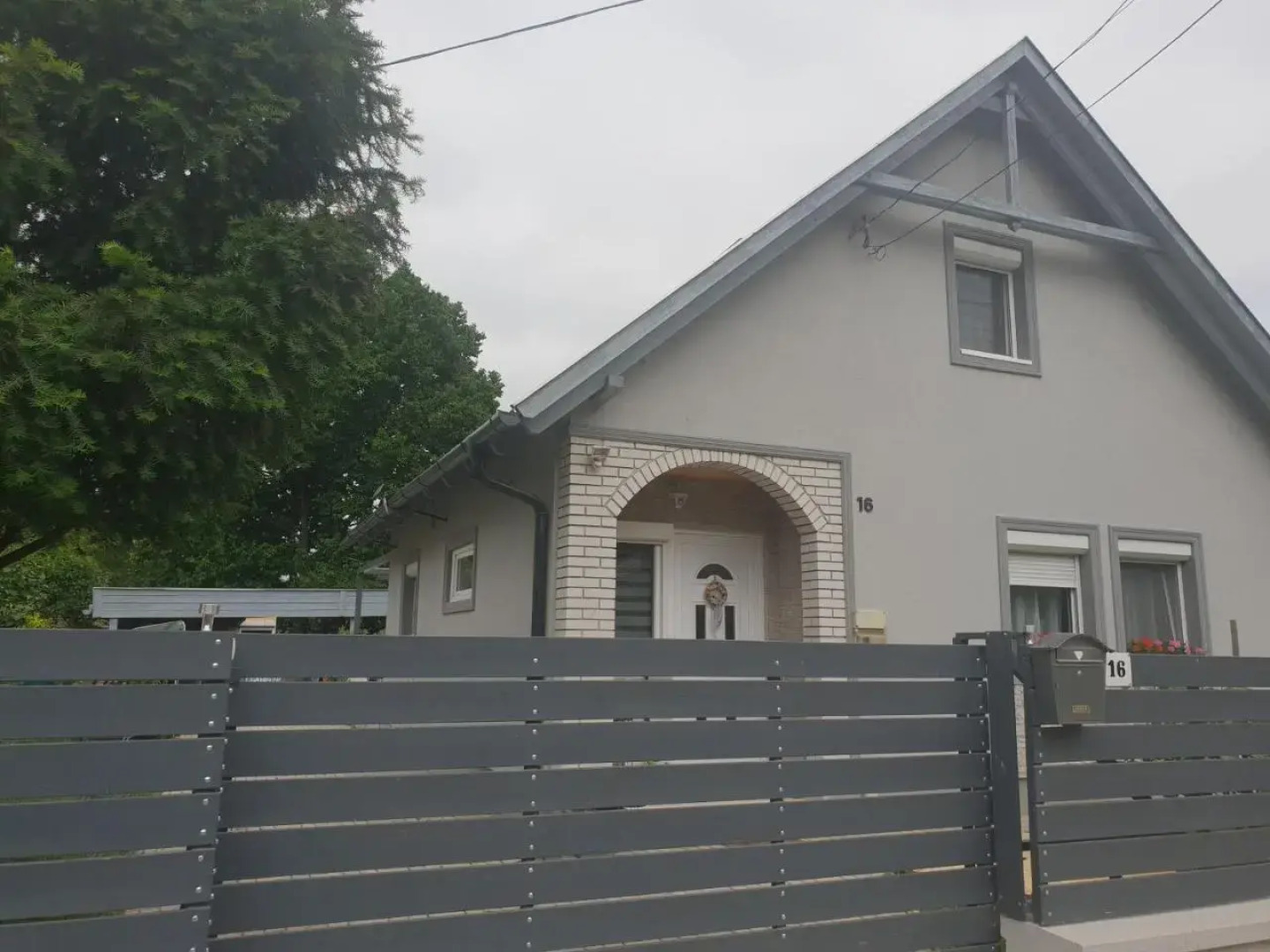 Szurke Vendeghaz Balatonkenesen