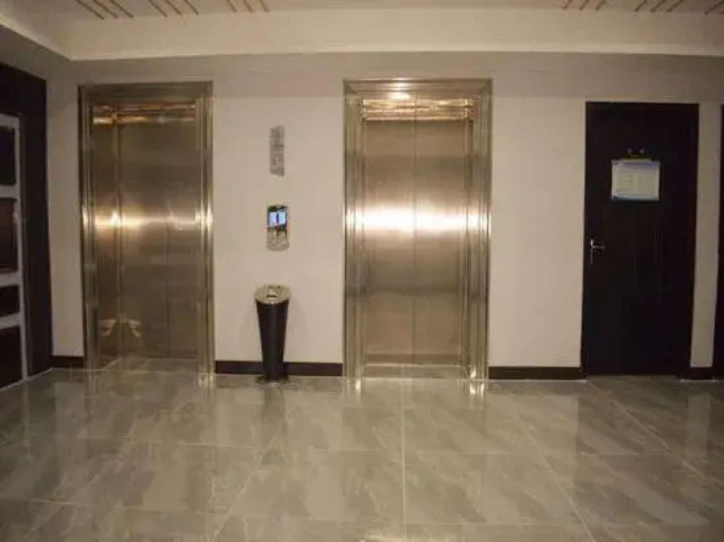 Hotels in Yiningbaiman