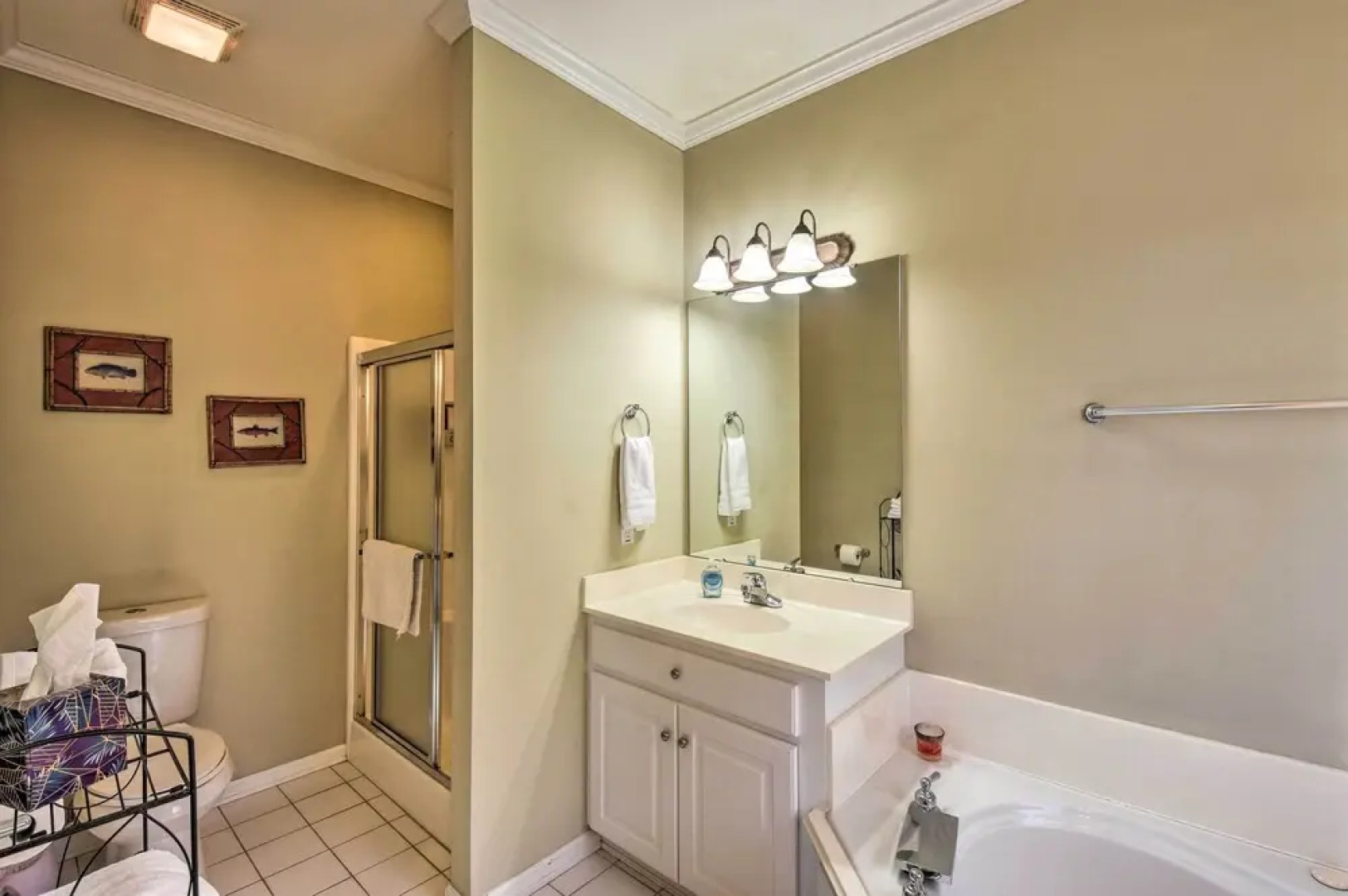 Lake Keowee Escape w/ Dock, Deck & Lake Access!